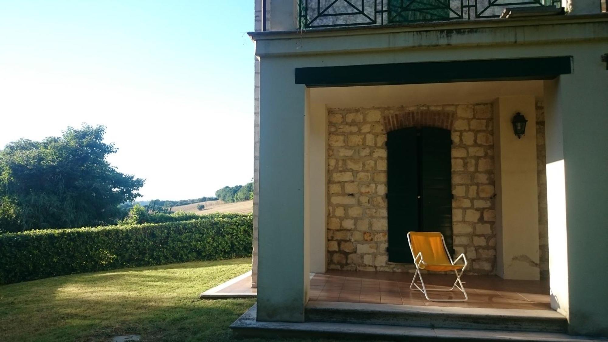 Valcastagno Relais & Residence Sirolo Rom bilde